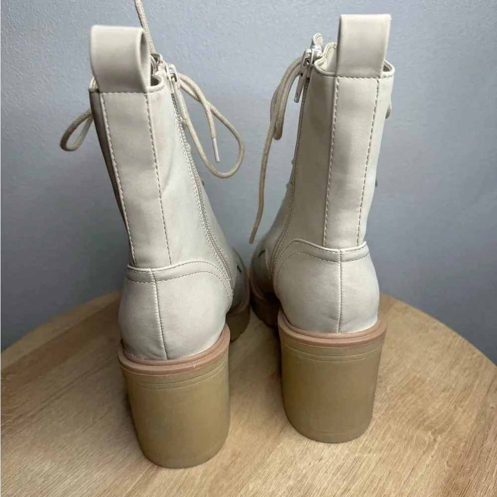 DV by Dolce Vita Chunky Heel boots - Picture 5 of 7